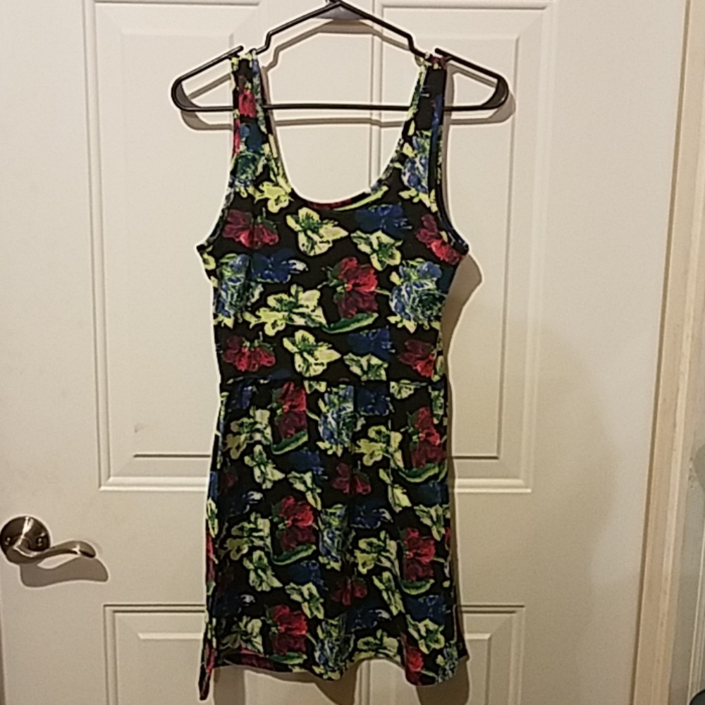 Timing medium floral dress